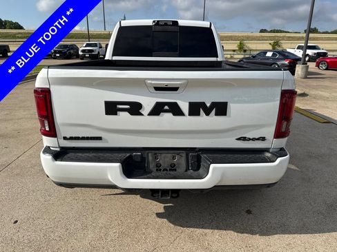 Used 2025 RAM 3500 Laramie AWD/4WD image 9