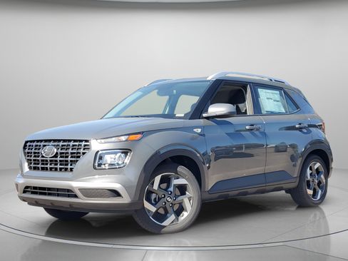 Certified 2025 Hyundai Venue SEL FWD image 2