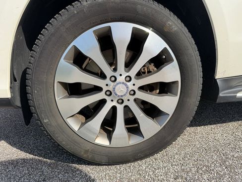 Used 2017 Mercedes-Benz GLS 450 4MATIC image 40
