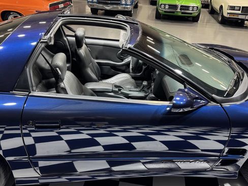 Used 1999 Pontiac Firebird Formula w/ Security Pkg image 21