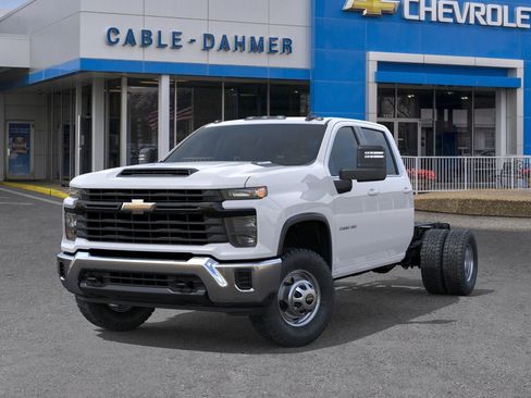 New 2026 Chevrolet Silverado 3500 W/T AWD/4WD image 6