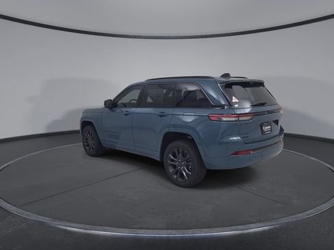 New 2026 Jeep Grand Cherokee Limited AWD/4WD image 11