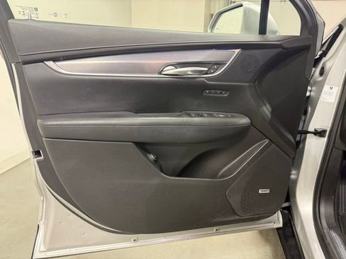 Used 2018 Cadillac XT5 Premium Luxury image 10