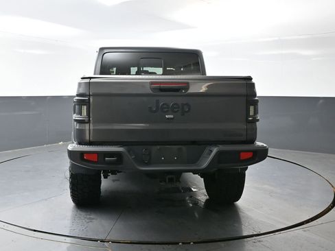 Used 2021 Jeep Gladiator Sport image 13