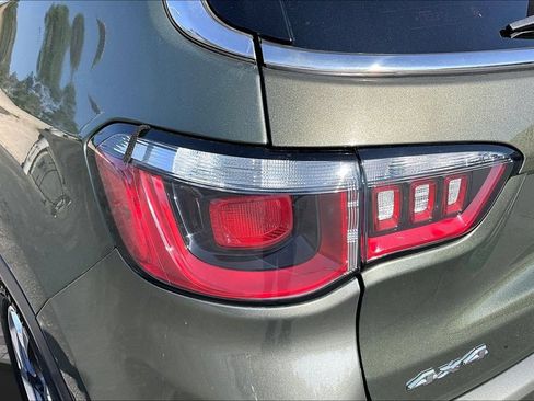 Certified 2020 Jeep Compass Limited AWD/4WD image 33