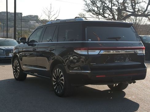 Used 2022 Lincoln Navigator Black Label image 5