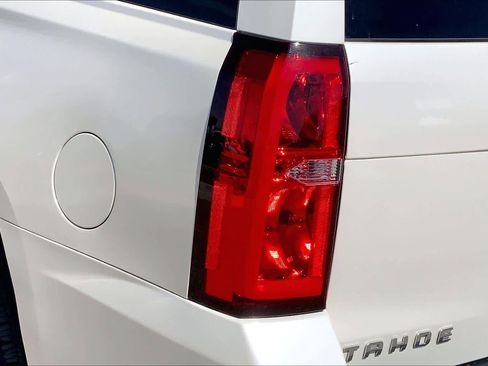 Used 2015 Chevrolet Tahoe LTZ image 29