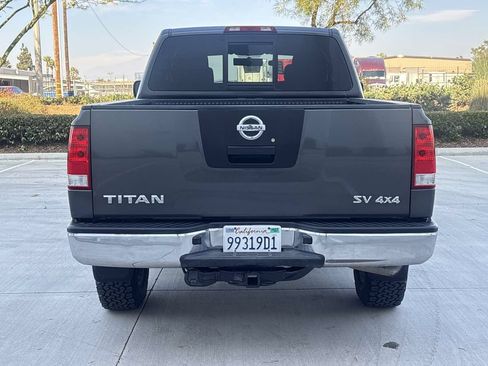 Used 2012 Nissan Titan SV w/ Tow Pkg AWD/4WD image 4