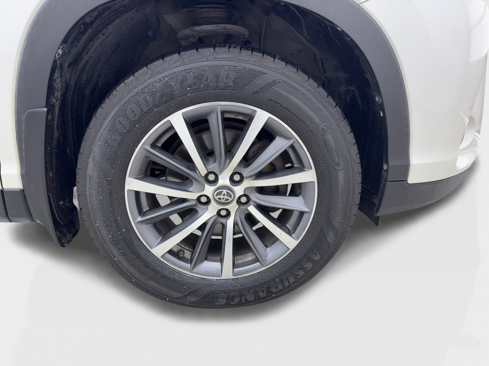 Used 2019 Toyota Highlander XLE AWD/4WD image 57