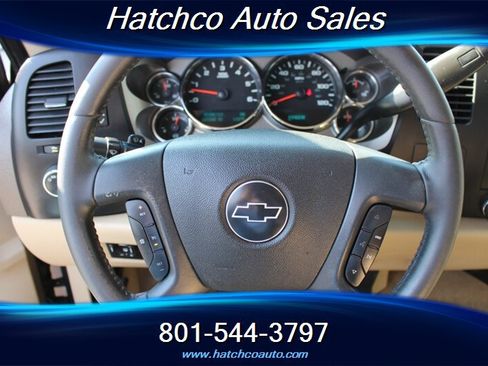 Used 2013 Chevrolet Silverado 1500 LT w/ Interior Plus Package AWD/4WD image 19