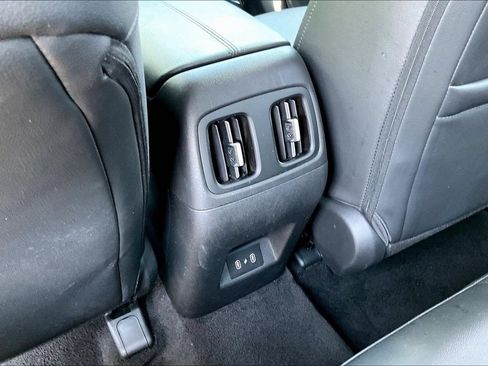 Used 2025 Hyundai Santa Cruz SEL FWD image 13