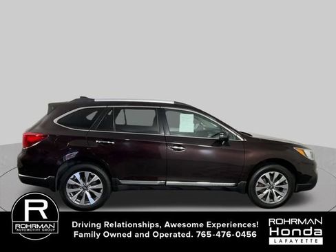 Used 2017 Subaru Outback 2.5i Touring w/ Popular Package #5A AWD/4WD image 9