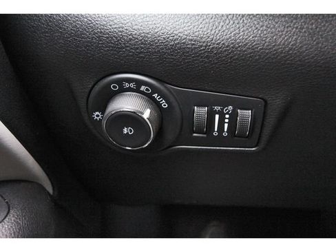 Used 2024 Jeep Compass Limited AWD/4WD image 21