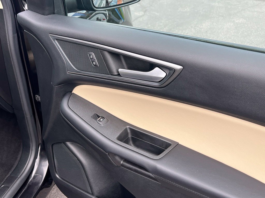 Used 2022 Ford Edge SE AWD/4WD image 17