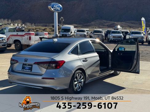 Used 2022 Honda Civic LX image 25