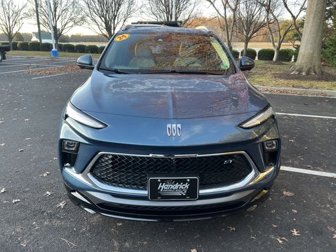 Used 2024 Buick Encore GX Sport Touring w/ Advanced Technology Package image 3