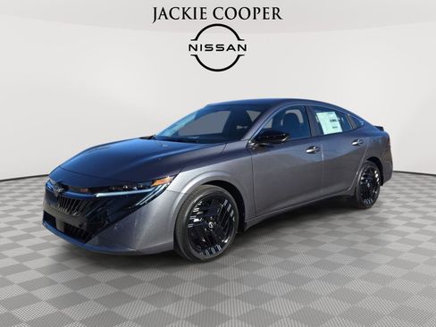 New 2026 Nissan Sentra SR w/ Floor Mat Package FWD image 1