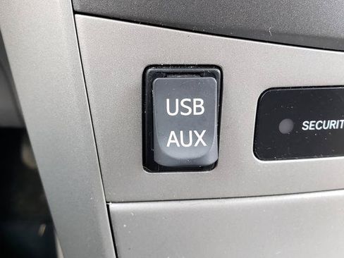 Used 2013 Toyota Corolla LE FWD image 20