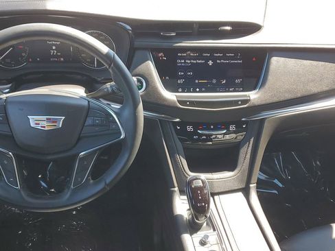 Certified 2022 Cadillac XT5 Luxury image 19