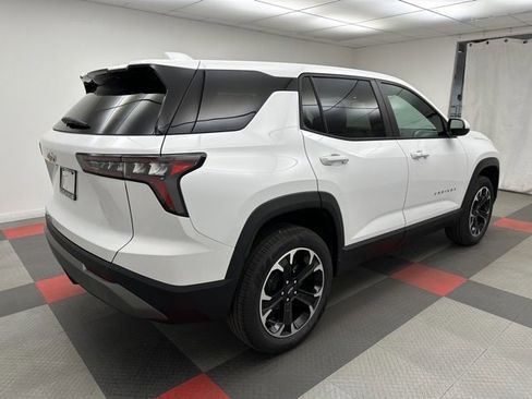 New 2026 Chevrolet Equinox LT w/ Convenience Package II image 6