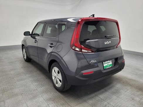 Used 2022 Kia Soul LX image 5