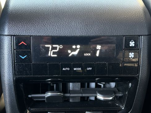 Used 2023 Jeep Grand Cherokee L Laredo w/ Luxury Tech Group I image 36