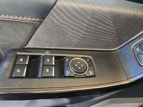 Used 2022 Ford F150 Platinum w/ Equipment Group 701A High AWD/4WD image 12