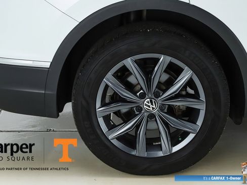 Used 2022 Volkswagen Tiguan SE FWD image 50
