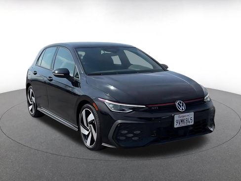 Used 2026 Volkswagen Golf S FWD image 3