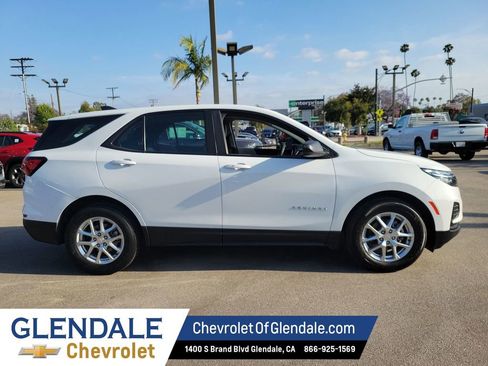 Certified 2022 Chevrolet Equinox LS FWD image 11