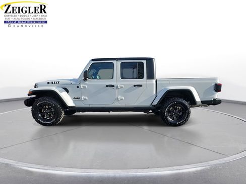 New 2026 Jeep Gladiator Willys image 8