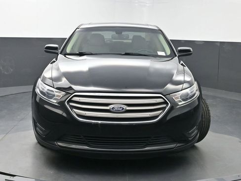 Used 2018 Ford Taurus SEL image 18