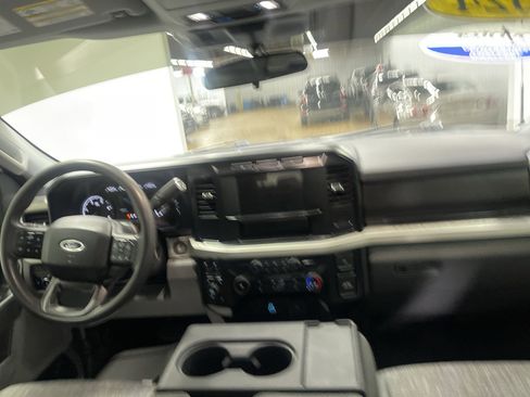 Used 2024 Ford F350 XLT image 22