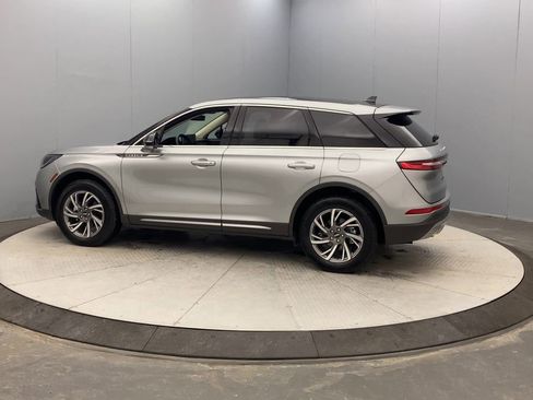 Used 2024 Lincoln Corsair AWD w/ Equipment Group 101A image 2
