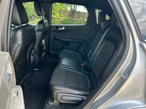 Used 2024 Ford Escape ST-Line AWD/4WD image 17