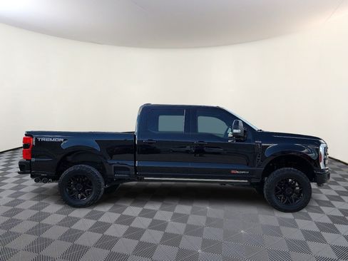 Used 2025 Ford F250 Platinum w/ Tremor Off-Road Package AWD/4WD image 5