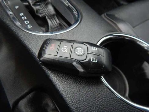 Used 2015 Ford Mustang Premium image 18
