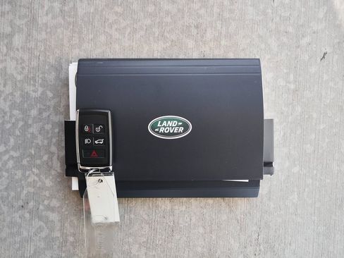 Used 2024 Land Rover Range Rover Evoque Dynamic SE image 59