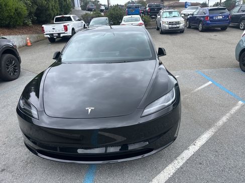 Used 2024 Tesla Model 3 Long Range AWD/4WD image 2