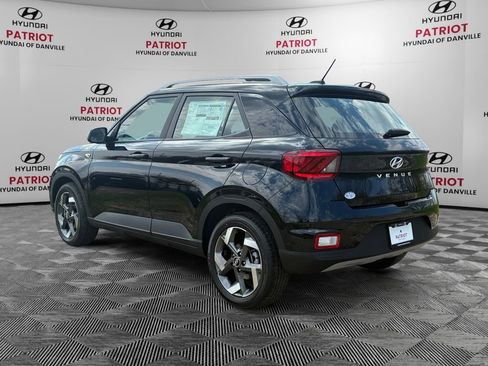New 2026 Hyundai Venue SEL image 5