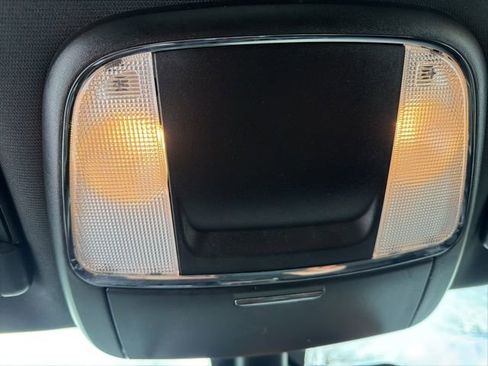 Used 2015 Dodge Charger SE w/ Popular Equipment Group image 14