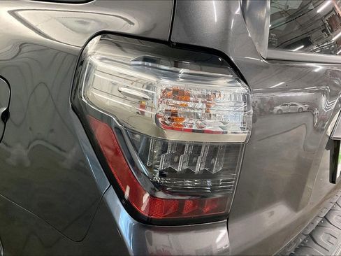 Used 2019 Toyota 4Runner Limited AWD/4WD image 34