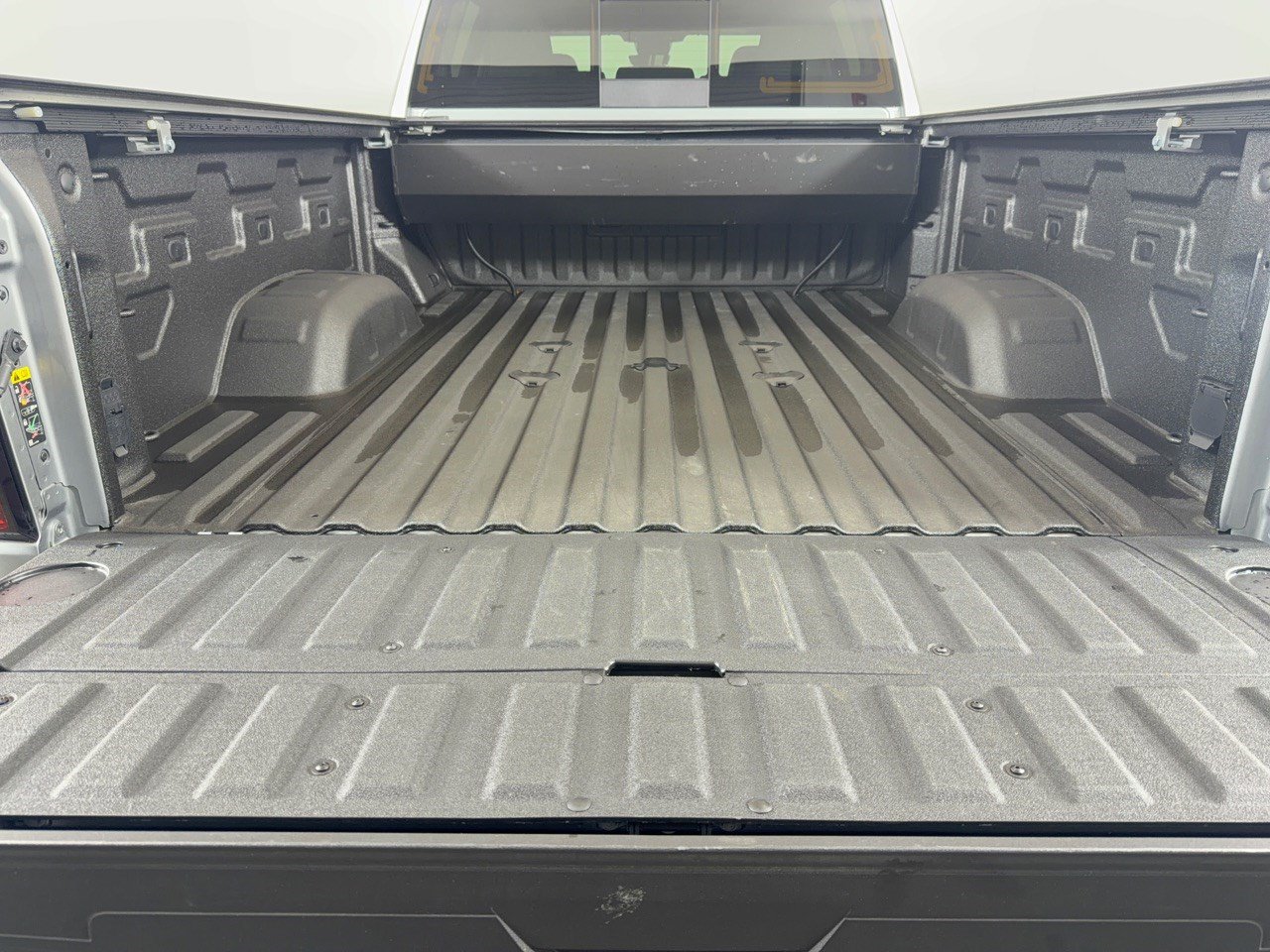Used 2026 GMC Sierra 3500 Denali AWD/4WD image 28
