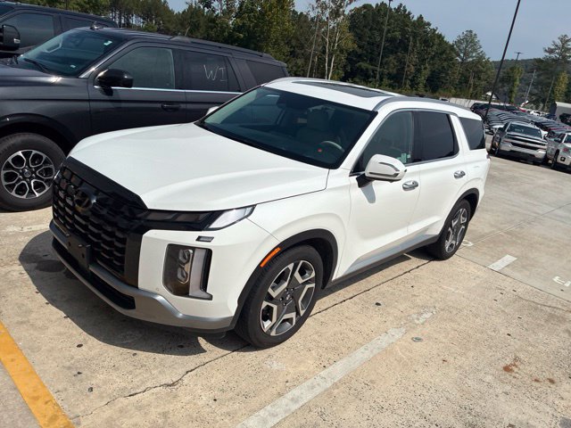 Used 2024 Hyundai Palisade Limited FWD image 5