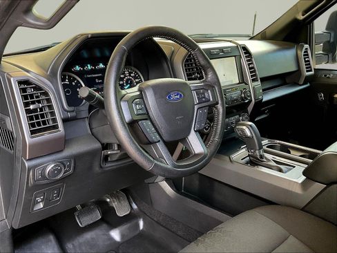 Used 2019 Ford F150 XLT w/ Equipment Group 302A Luxury AWD/4WD image 17