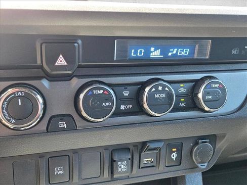 Used 2023 Toyota Tacoma TRD Off-Road AWD/4WD image 16