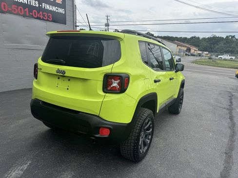 Used 2017 Jeep Renegade Sport w/ Power & Air Group AWD/4WD image 8