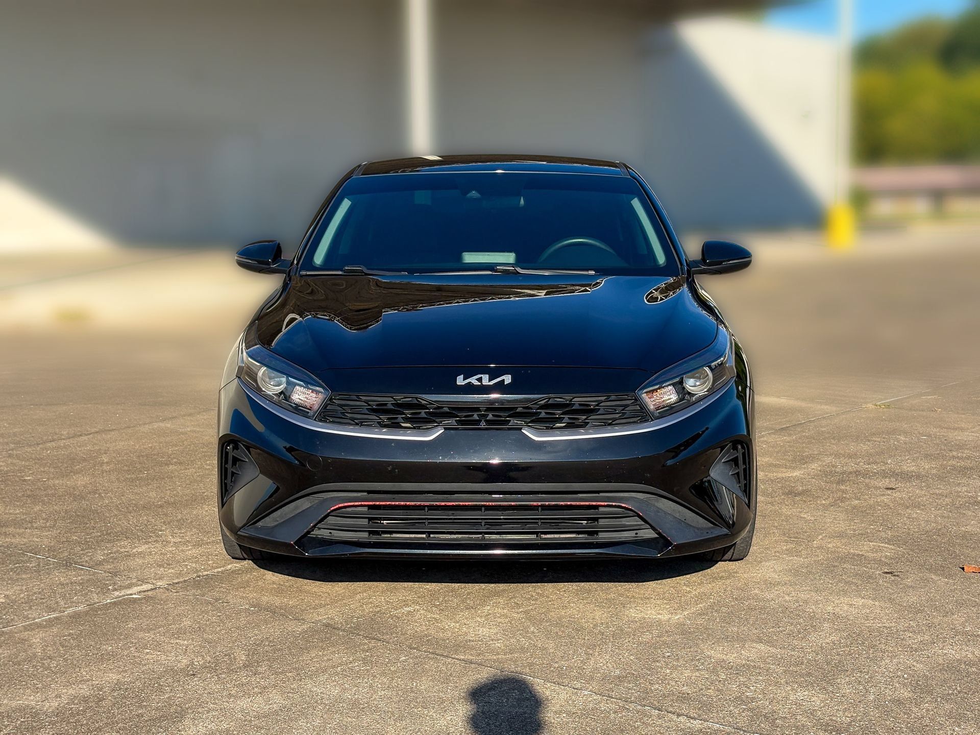 Used 2024 Kia Forte LXS w/ LXS Technology Package FWD image 3