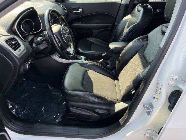 Used 2020 Jeep Compass Latitude FWD image 25