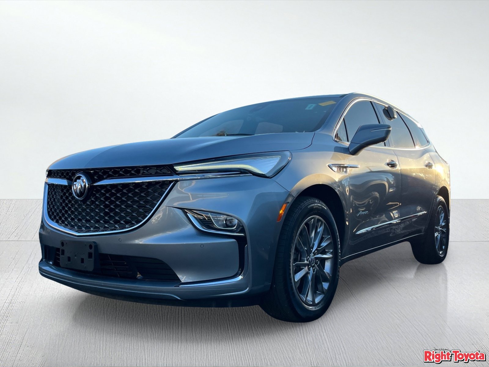 Used 2024 Buick Enclave Avenir w/ Trailering Package, 5000 lbs. AWD/4WD image 2
